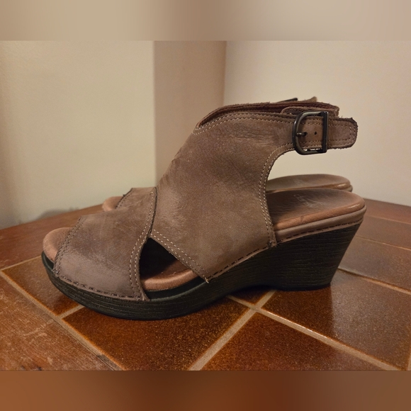 Dansko Shoes - Dansko Taupe Wedge Sandals